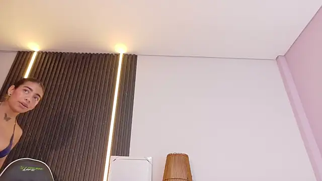 Sembang XXX Secara Langsung Scarlet_Vixen_