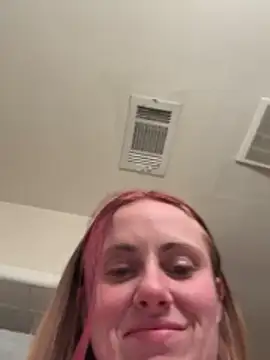 ClumsyLink Adlı Modelin Web Kamerası Şovu