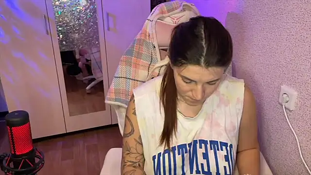 Katrin__kiss Chat XXX in diretta