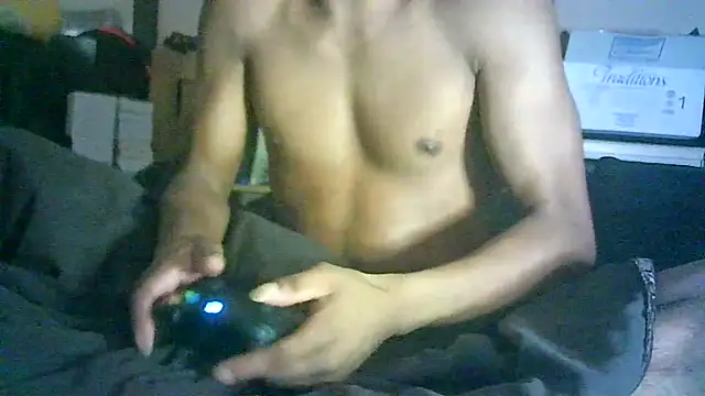 ON3YOULLN3VER_FIR3's Webcam Show