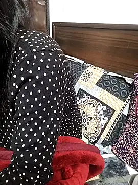 meenu_bhabhi547 Adlı Modelin Web Kamerası Şovu