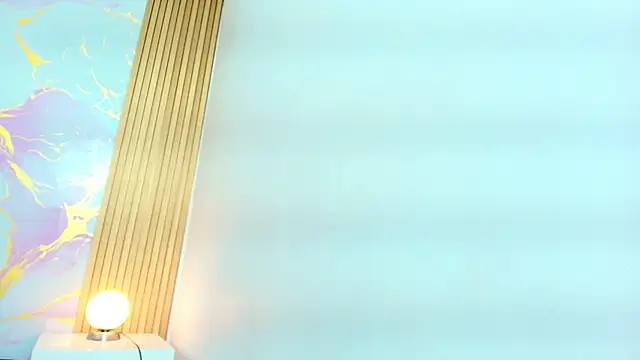 AprillRoss élő XXX-chatje