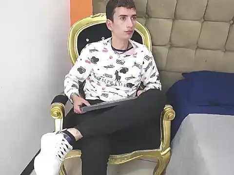 Chatroom XXX en direct de Iam_Smith_