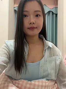 BIGBABYYEYE 网络视讯表演