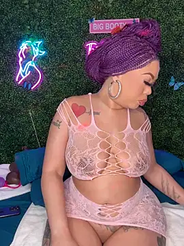 Czat XXX na żywo – RenaThickAss