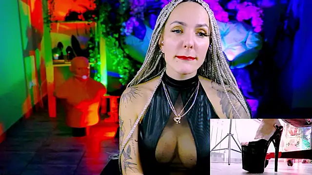 دردشة MonicaMaxwel الجنسية المباشرة