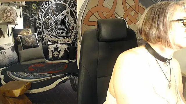 Chat XXX en directo de TittenMichelle