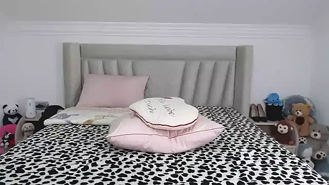 CatWoman0001 Pertunjukan Webcam