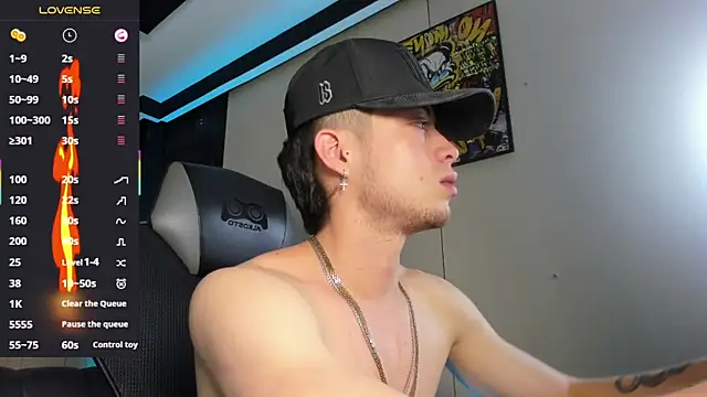 marcuscollins1_ élő XXX-chatje