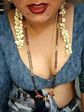 Urmila_kannada 在線直播表演