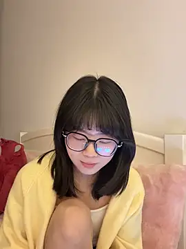 Ella-AAAAA live XXX chat