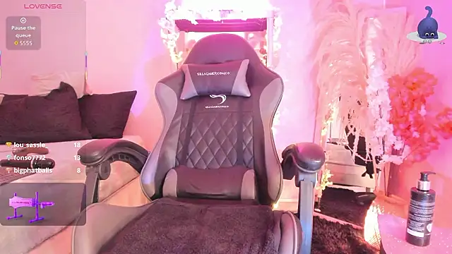 Živý XXX chat JuliethMoss