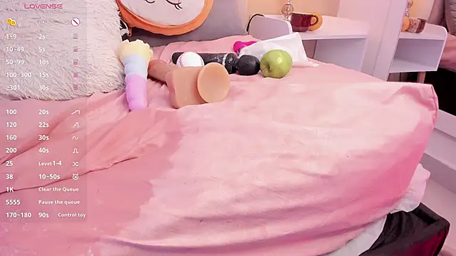 Willow_Wright élő XXX-chatje