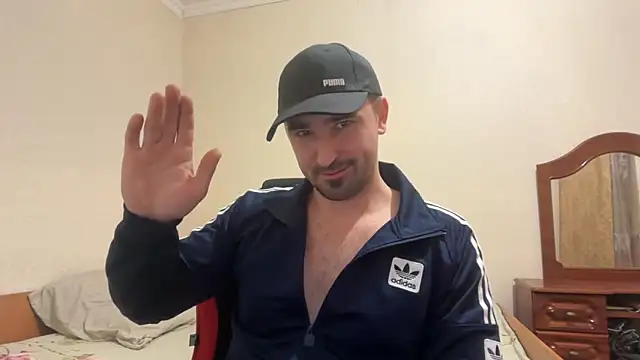 Hard_to_Obey élő XXX-chatje