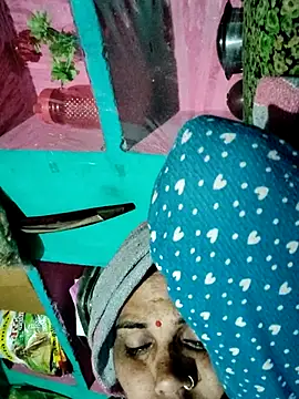 Pooja750's Webcam Show