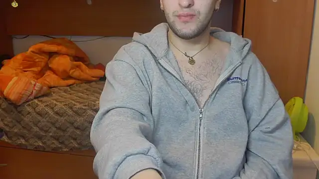 Show modela italianguy24 na web-kameri