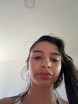 violeta365 élő XXX-chatje