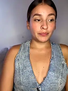 Czat XXX na żywo – Talia_Bonet