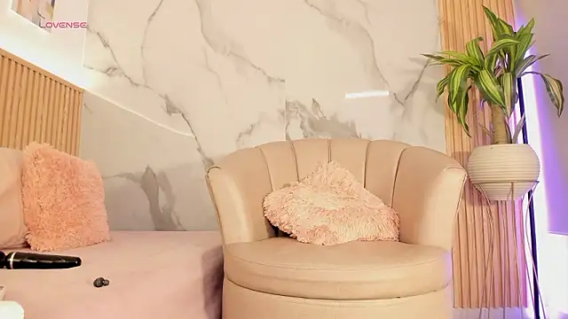 Fyre_divine's Live XXX Chat