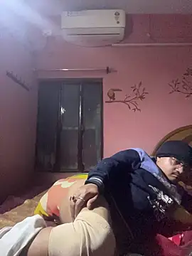 Saxymood1111 live XXX chat