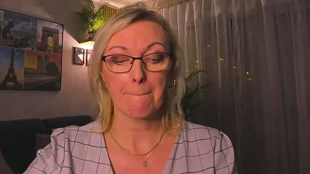 vanessa_chat Adlı Modelin Web Kamerası Şovu