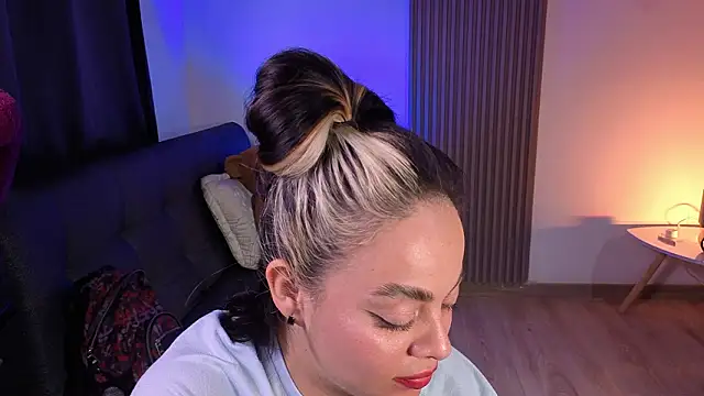 Cuttiealice Obrolan Langsung XXX