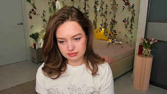 MiracleCurly's Live XXX Chat