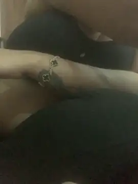 แชท XXX   สดของ hottyshanaya