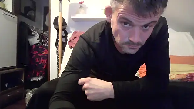 CambitchboyのライブXXXチャット