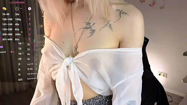 NyxaThorn Adlı Modelin Canlı XXX Sohbeti