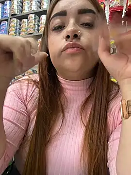 Tatiana_O élő XXX-chatje