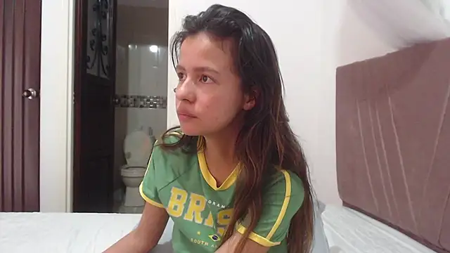 nathaly_jones_ live XXX chat