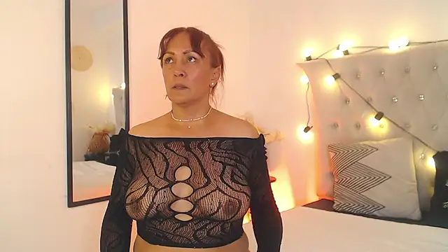 GloryShine élő XXX-chatje