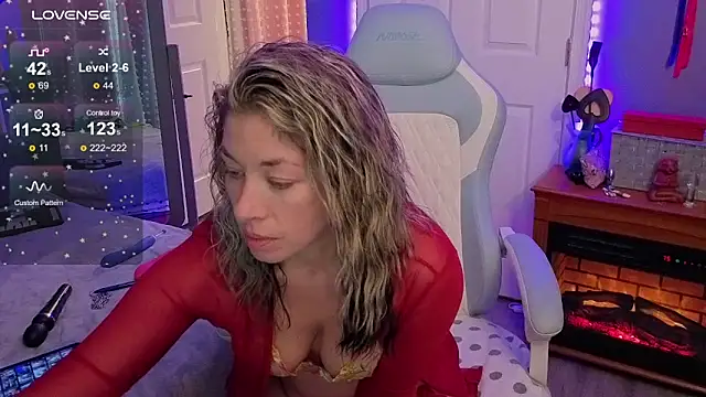 MiraKisss Chat XXX in diretta