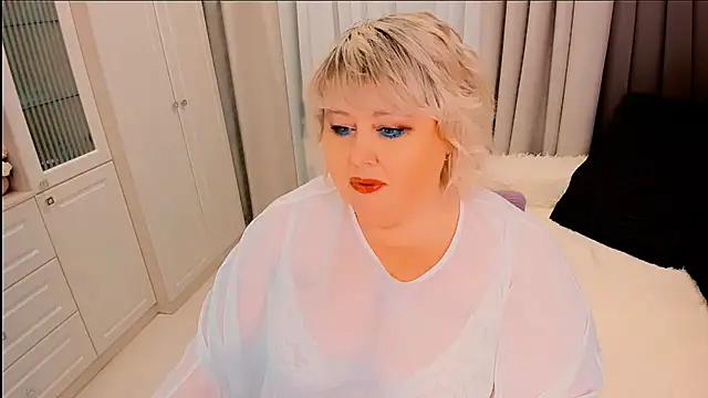 BIGTITSBBW webkamerás műsora
