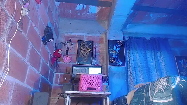 assbignathaのライブXXXチャット