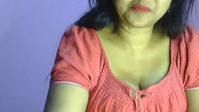 Pooja-suman: онлайн-секс-чат