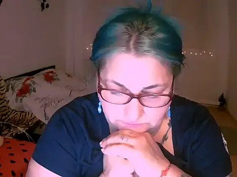 BlondyBigBoobs: онлайн-секс-чат