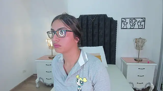 Chat XXX en directo de cherrylady_02