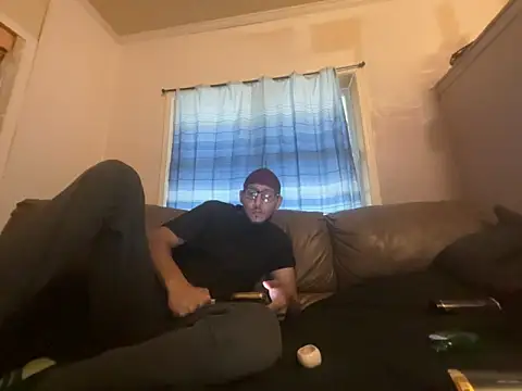 ThrowedWorldWide live XXX chat