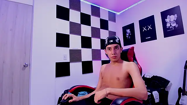 jeycobb élő XXX-chatje