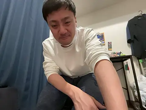 takuya-yama élő XXX-chatje