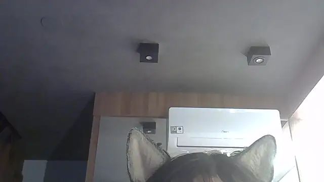 SkinnyKitten Live XXX-Chat