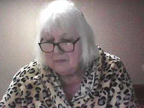 Alexia64231 live XXX chat