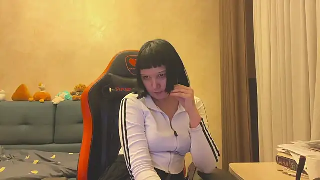 Chat XXX ao vivo de EllaPeony