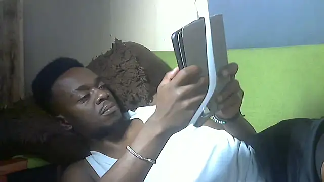 69_SINNS Adlı Modelin Web Kamerası Şovu