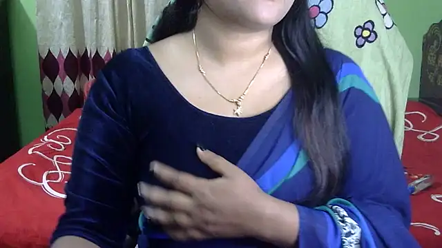 BengaliQueenStarのライブXXXチャット