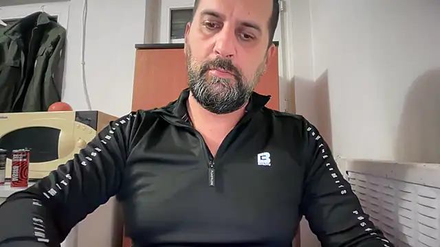 TARKAN1 élő XXX-chatje