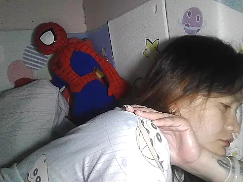 leamorena élő XXX-chatje