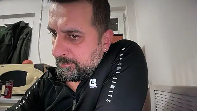 Živý XXX chat TARKAN1